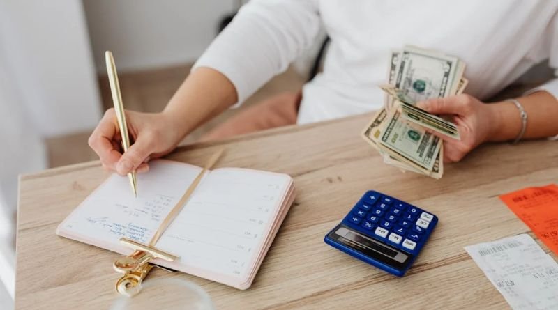 Small Changes That Make a Big Difference in Your Monthly Budget