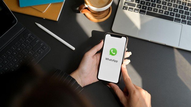 INVESTIGATED TOP 3 WHATSAPP CHAT TRACKERS